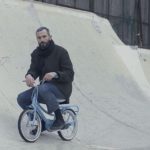 2022年3月最新映画情報『林檎とポラロイド』リンゴを好きだったことだけを覚えている記憶喪失の男のプログラムの先にあるものとは……